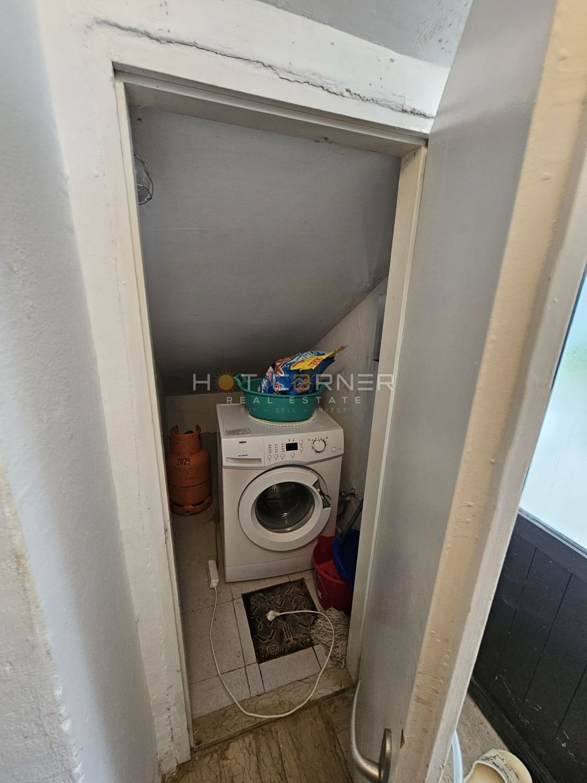 Casa con Tre Appartamenti e Vista Mare – Ližnjan