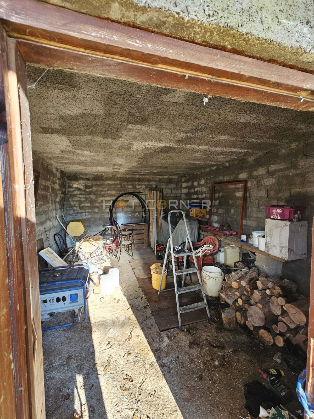 Casetta con Frutteto & Ulivi – Solo €150k a Banjole!