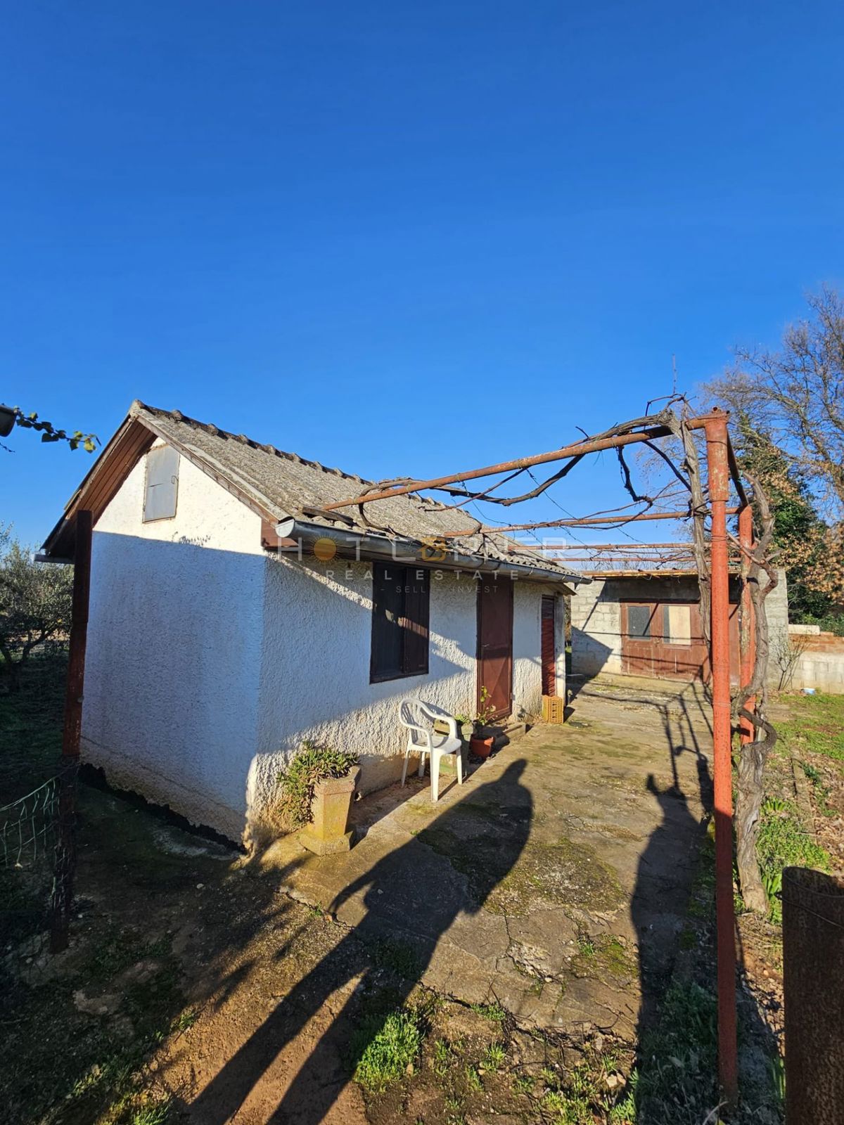 Casetta con Frutteto & Ulivi – Solo €150k a Banjole!