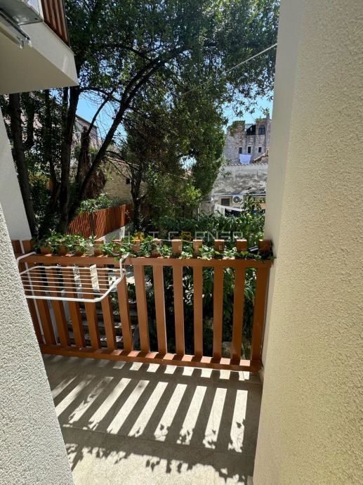 POLA - CENTRO STORICO | APPARTAMENTO MONOLOCALE DI LUSSO CON TERRAZZA | 28 m²