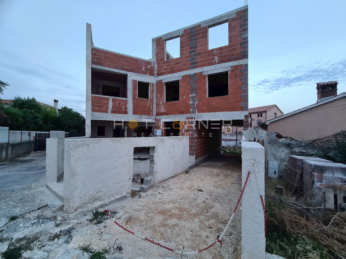 Appartamento Kaštanjer, Pula, 126m2