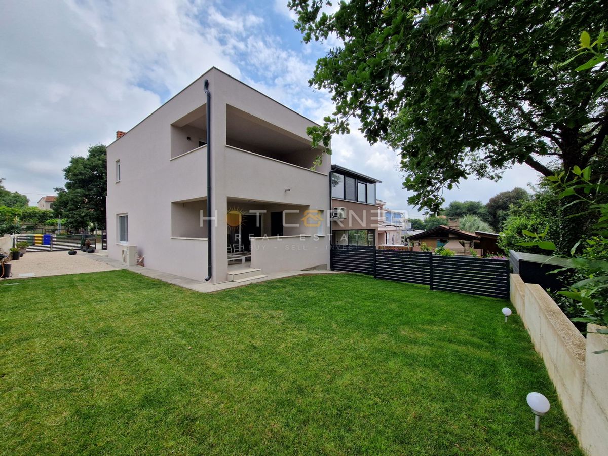 Appartamento Štinjan, Pula, 145m2