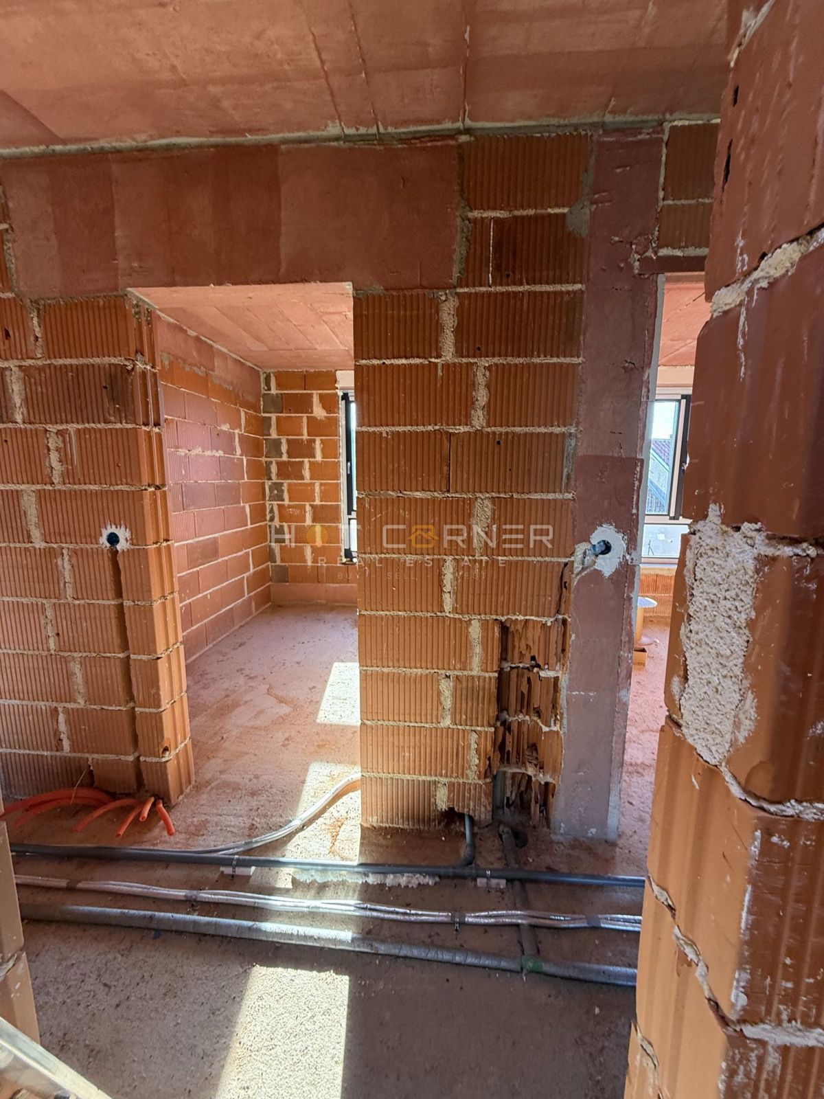 Štinjan, penthouse, 3 camere, ampia terrazza, vista mare, a 3 minuti in auto dalla spiaggia di Puntižela!