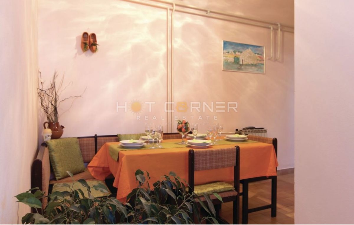 Affascinante Casa in Pietra, Šišan, 1500 m² di Giardino, Taverna Tradizionale