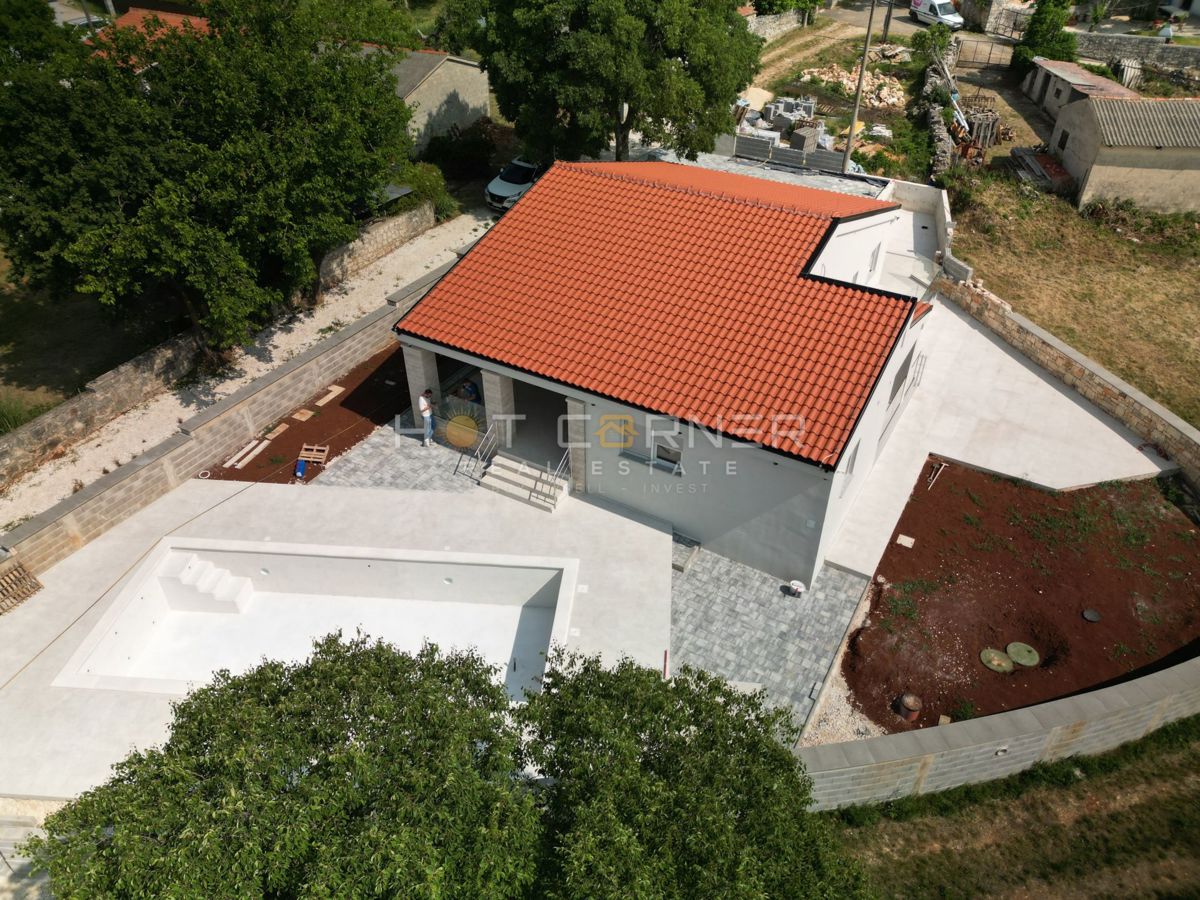 Casa di lusso (nuova costruzione) nei dintorni di Rovigno
