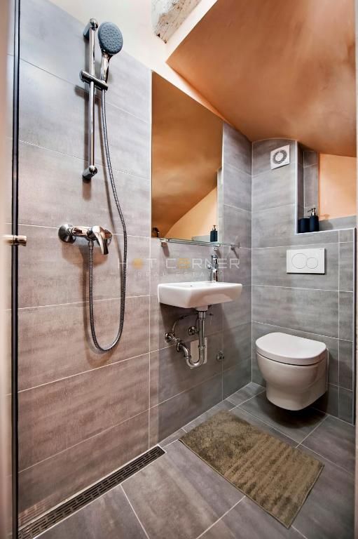 Gioiello architettonico della Vecchia Rovigno – Autentica casa di lusso