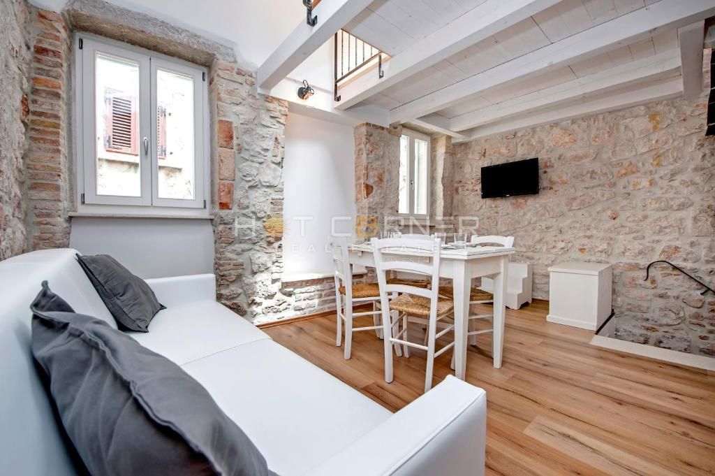 Gioiello architettonico della Vecchia Rovigno – Autentica casa di lusso