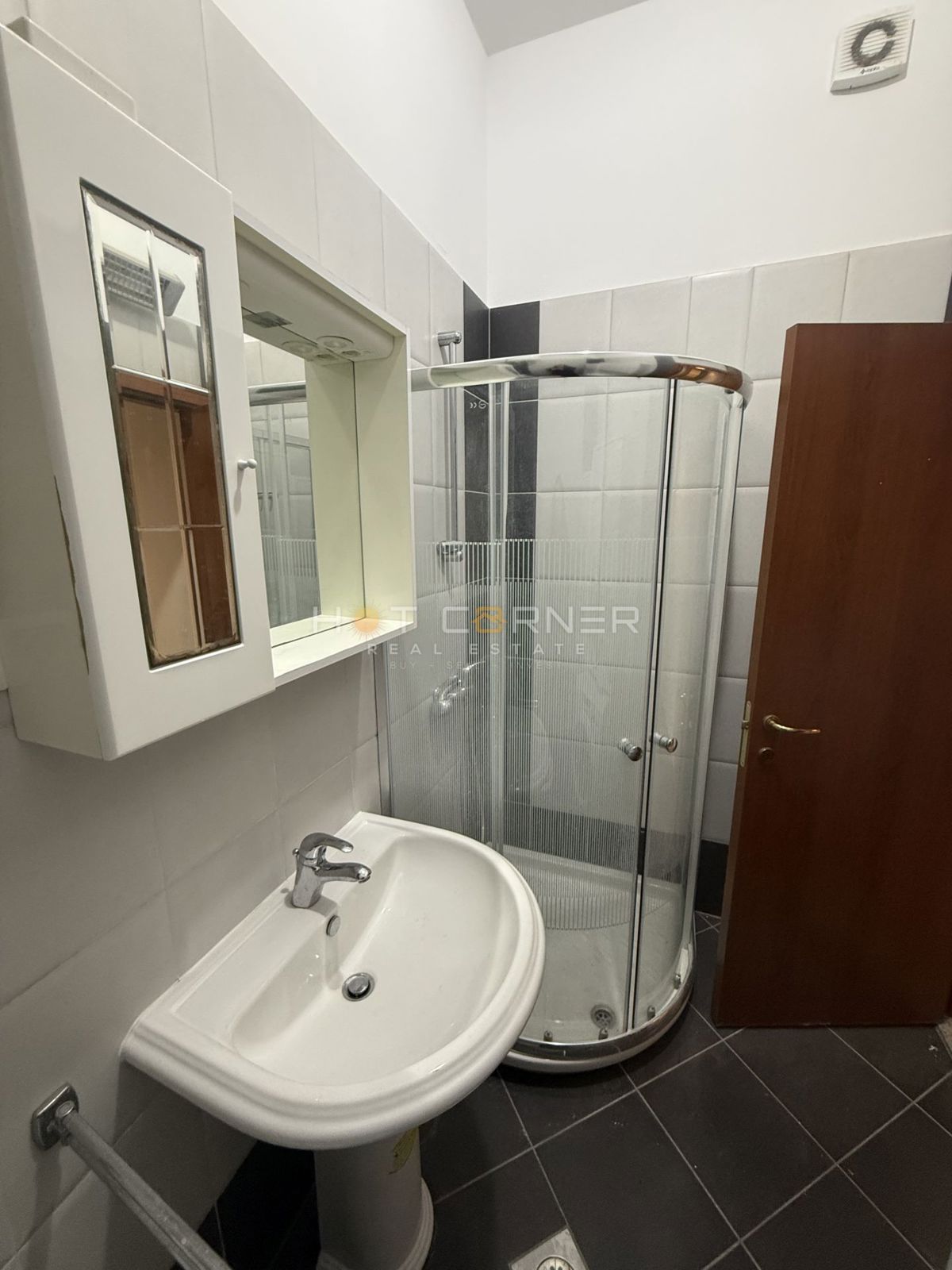 Pula, Veli Vrh, appartamento al piano terra, 1 camera da letto, ampia terrazza