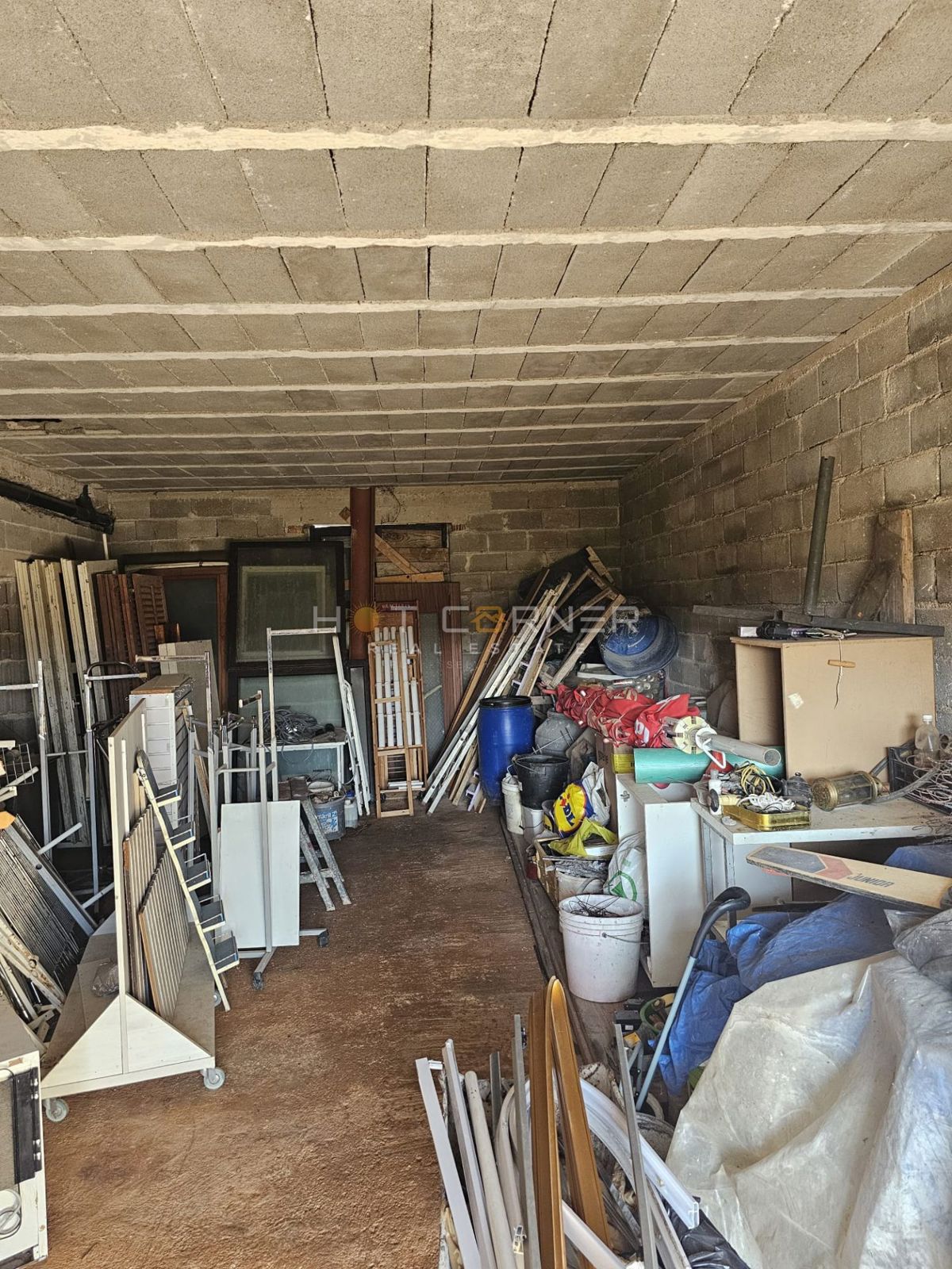 Grande Terreno Edificabile 4814 m² con Casa Roh-bau – Šišan, Ideale per 4-6 Lotti!