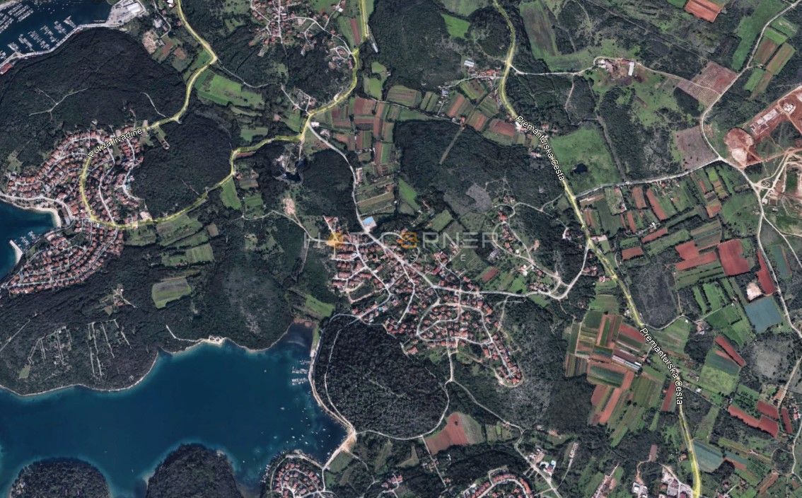 Terreno Vinkuran, Medulin, 1.070m2