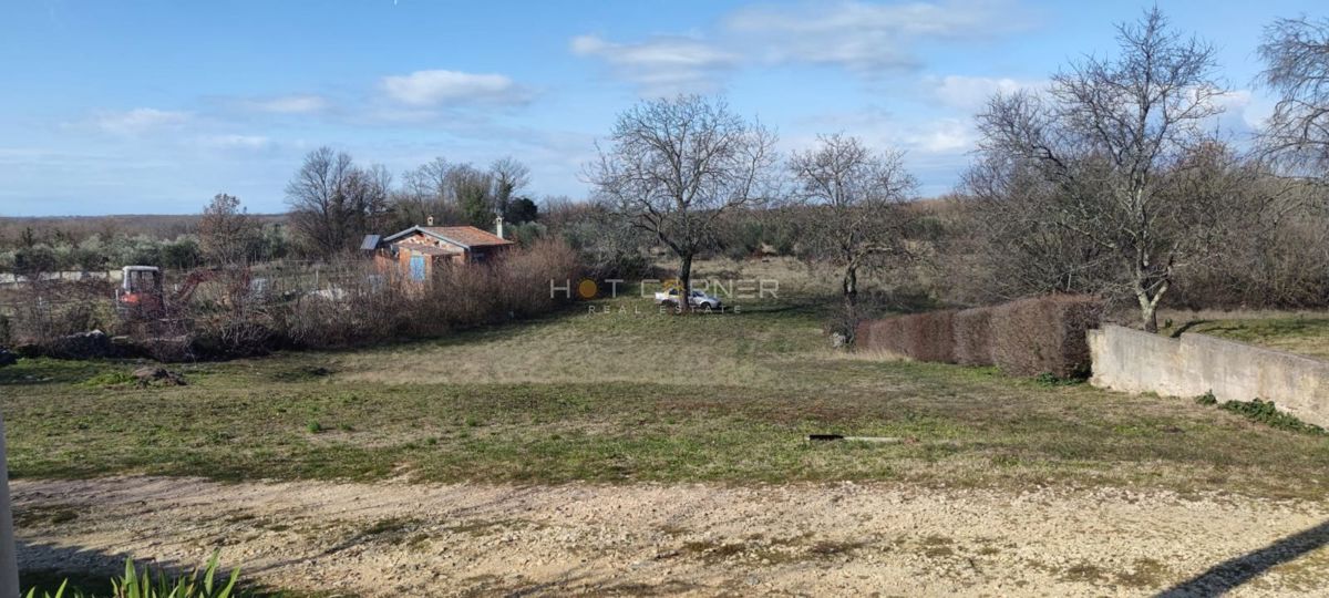 Terreno Hrboki, Barban, 1.600m2