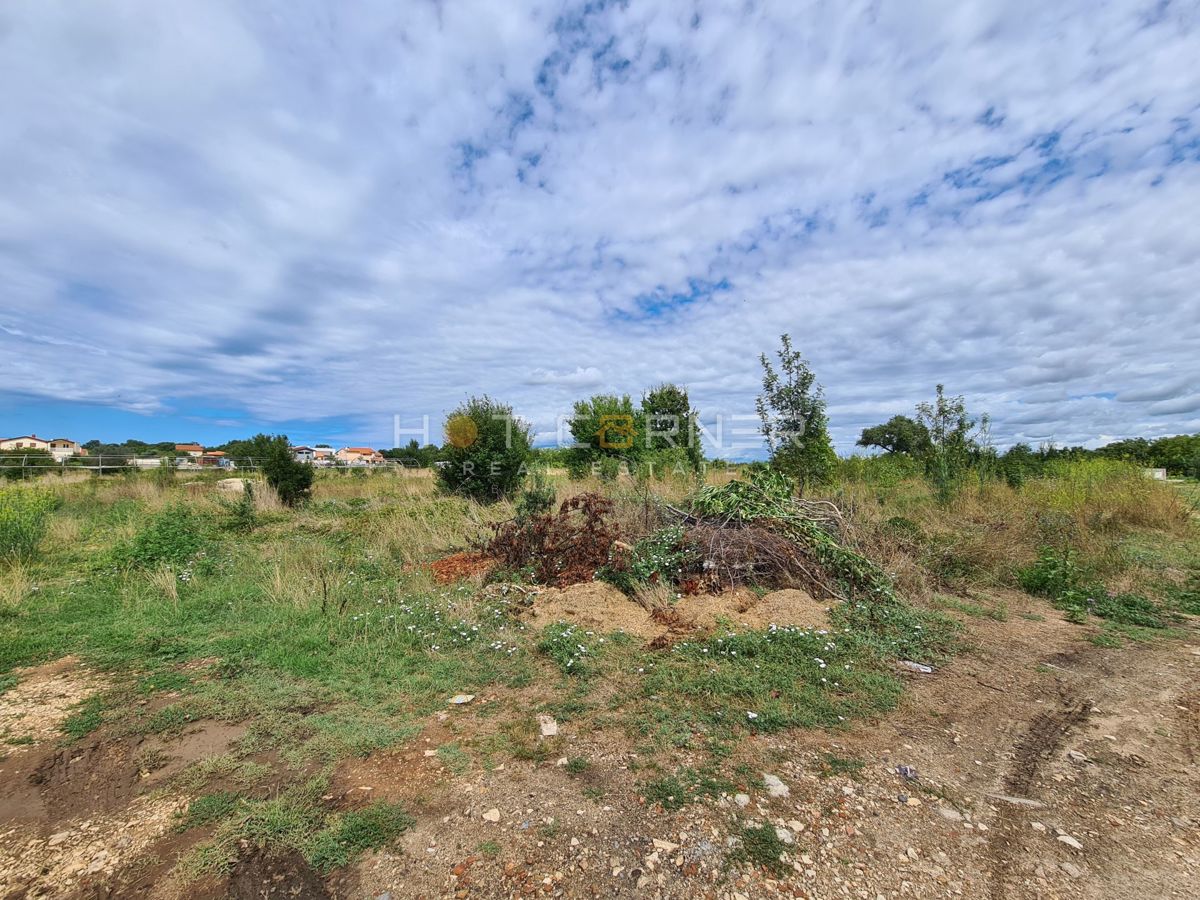 Terreno Veli vrh, Pula, 495m2