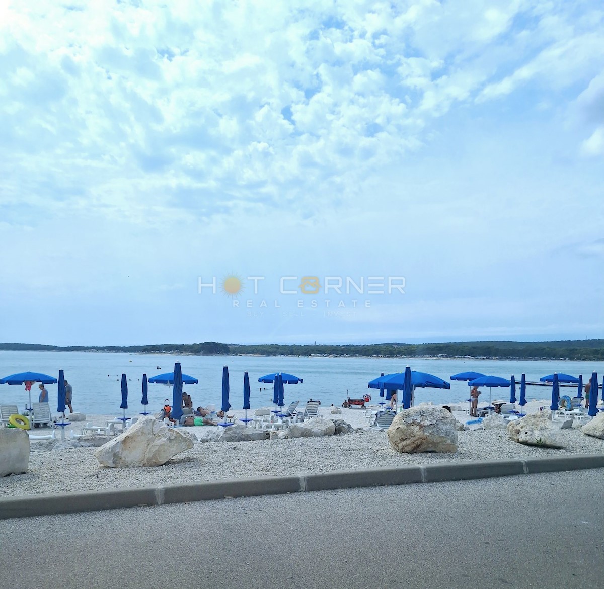 Lussuoso attico con vista mare a 5 minuti dalla spiaggia