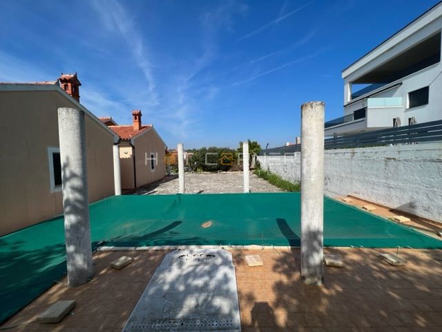 Banjole, 3 case con piscina, a 100 m dal mare