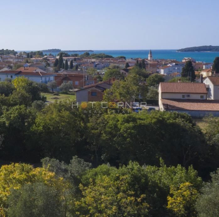 Fažana, terreno per la costruzione di una villa unifamiliare, vista mare, 500 m dalla spiaggia