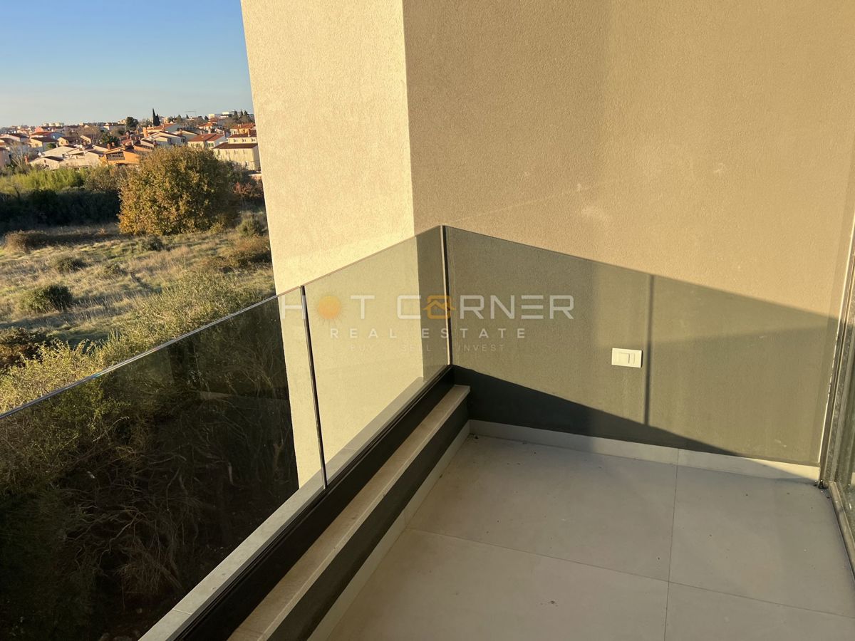 Pula, Valdebek, attico meraviglioso, 3 camere da letto, 2 terrazze