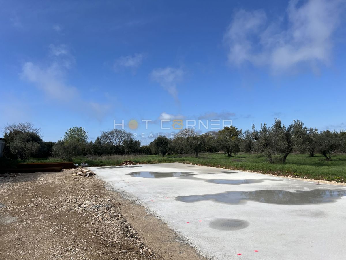 Štinjan, nuova costruzione, 2 camere da letto, vista mare, 3 minuti di auto dalla spiaggia di Puntižela!