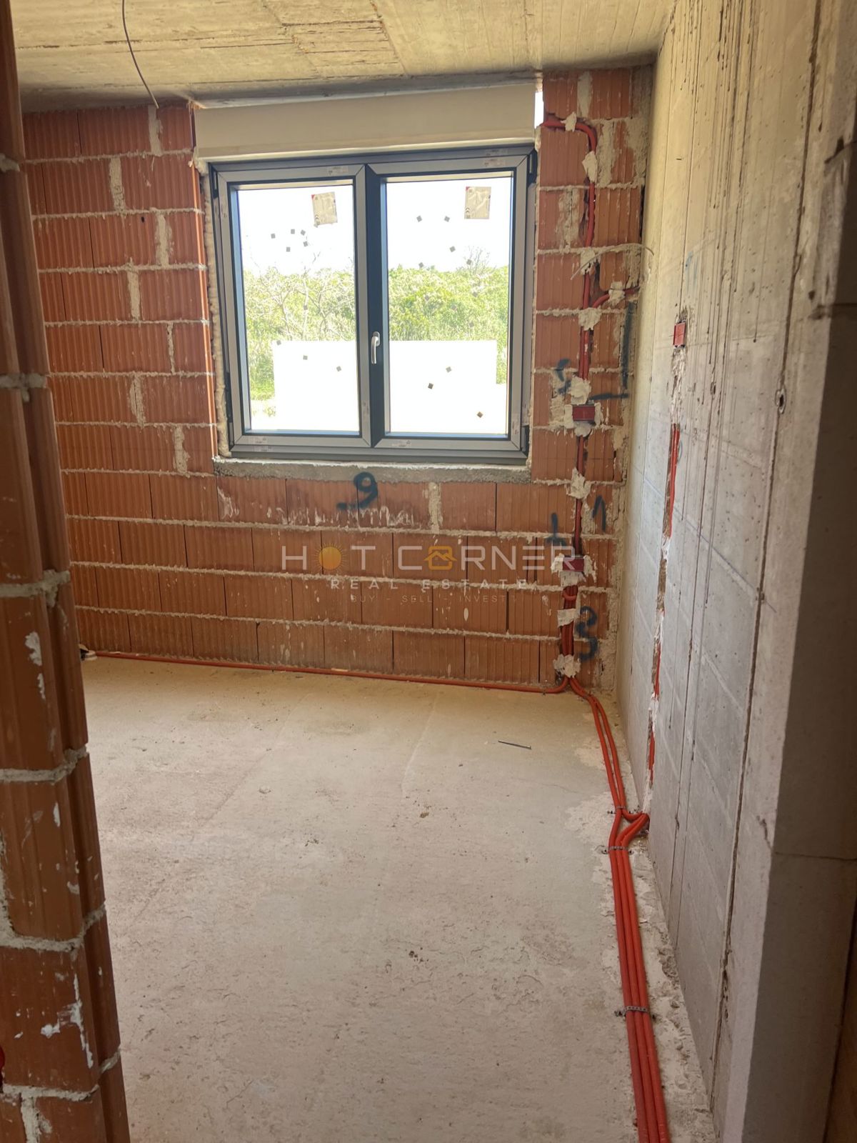 Medulin, 650 m dalla spiaggia, nuovo, appartamento al piano terra, 2 camere da letto con 175 m² di giardino