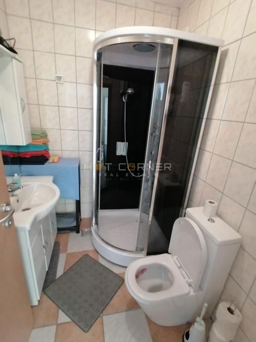 FASANA, POSIZIONE TOP, 200m DAL MARE, CASA CON 3 APPARTAMENTI