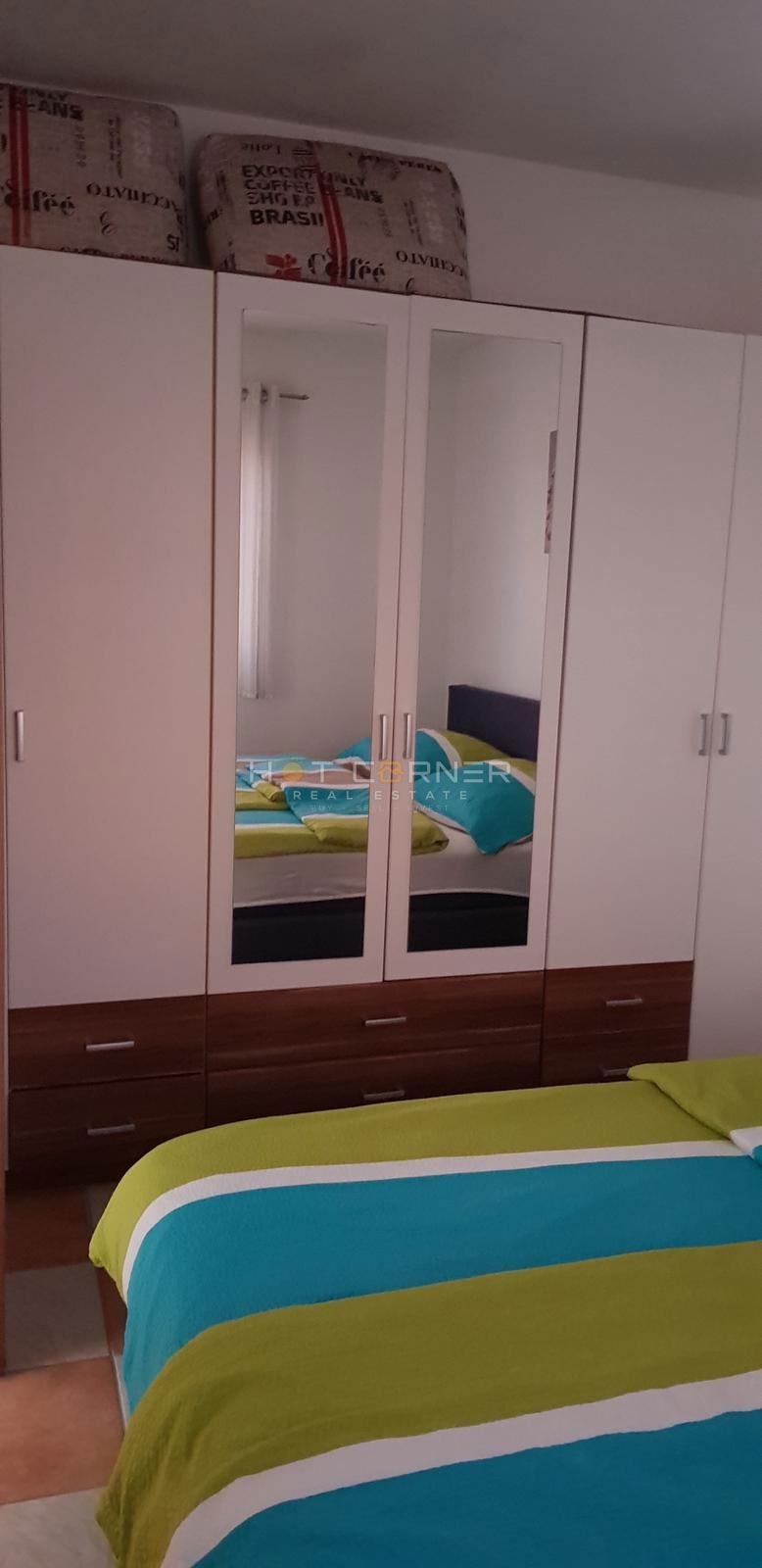 FASANA, POSIZIONE TOP, 200m DAL MARE, CASA CON 3 APPARTAMENTI