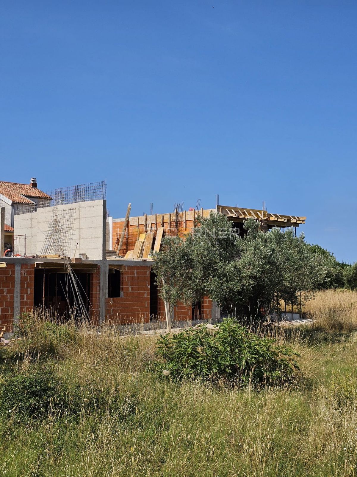 OFFERTA SPECIALE – SOLO 2939 €/m² Pompa di calore, vista mare, vicino al mare, Penthouse – un ottimo investimento o casa ideale!