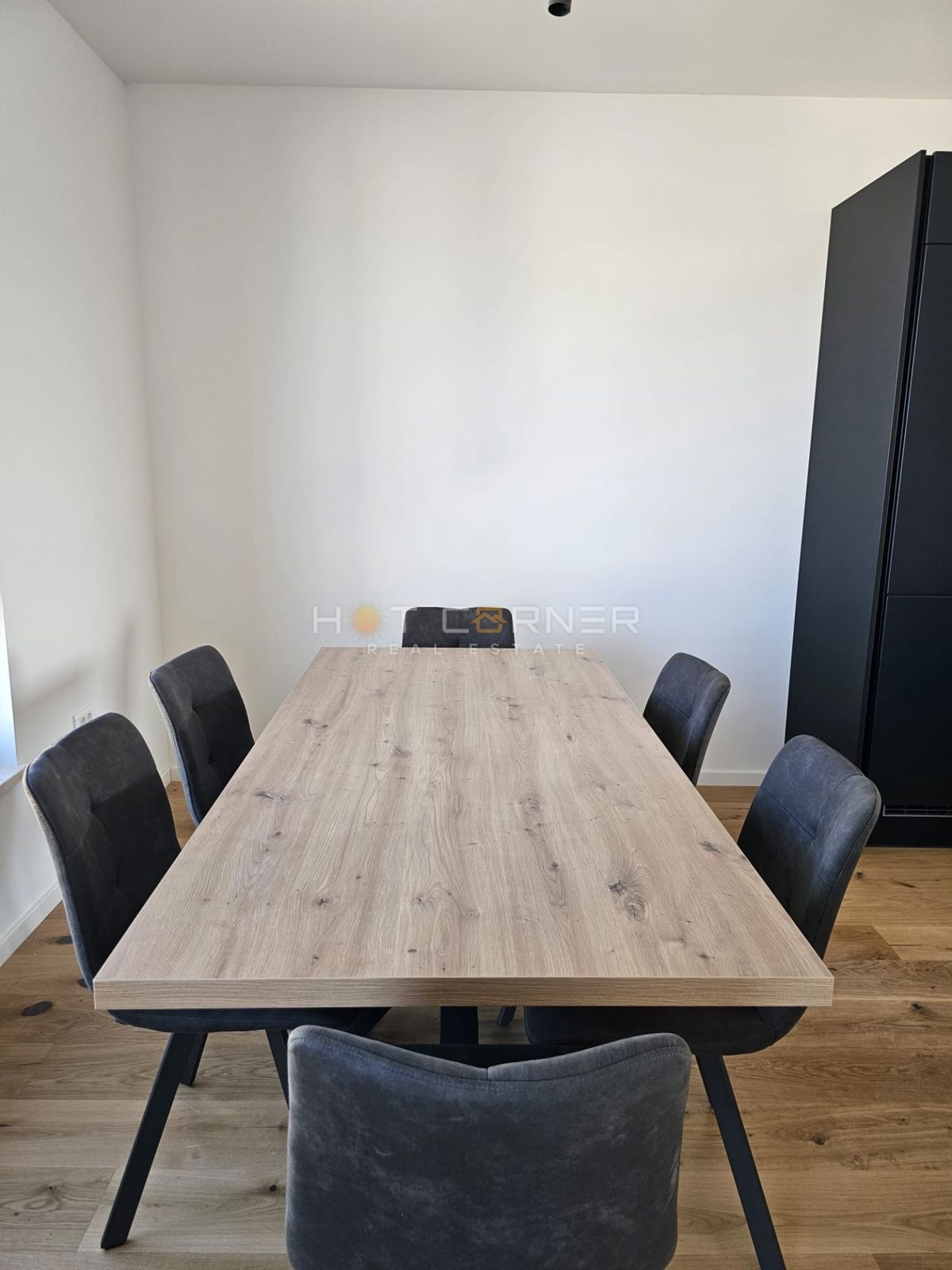 Appartamento penthouse moderno e luminoso a Valdebek – Pola