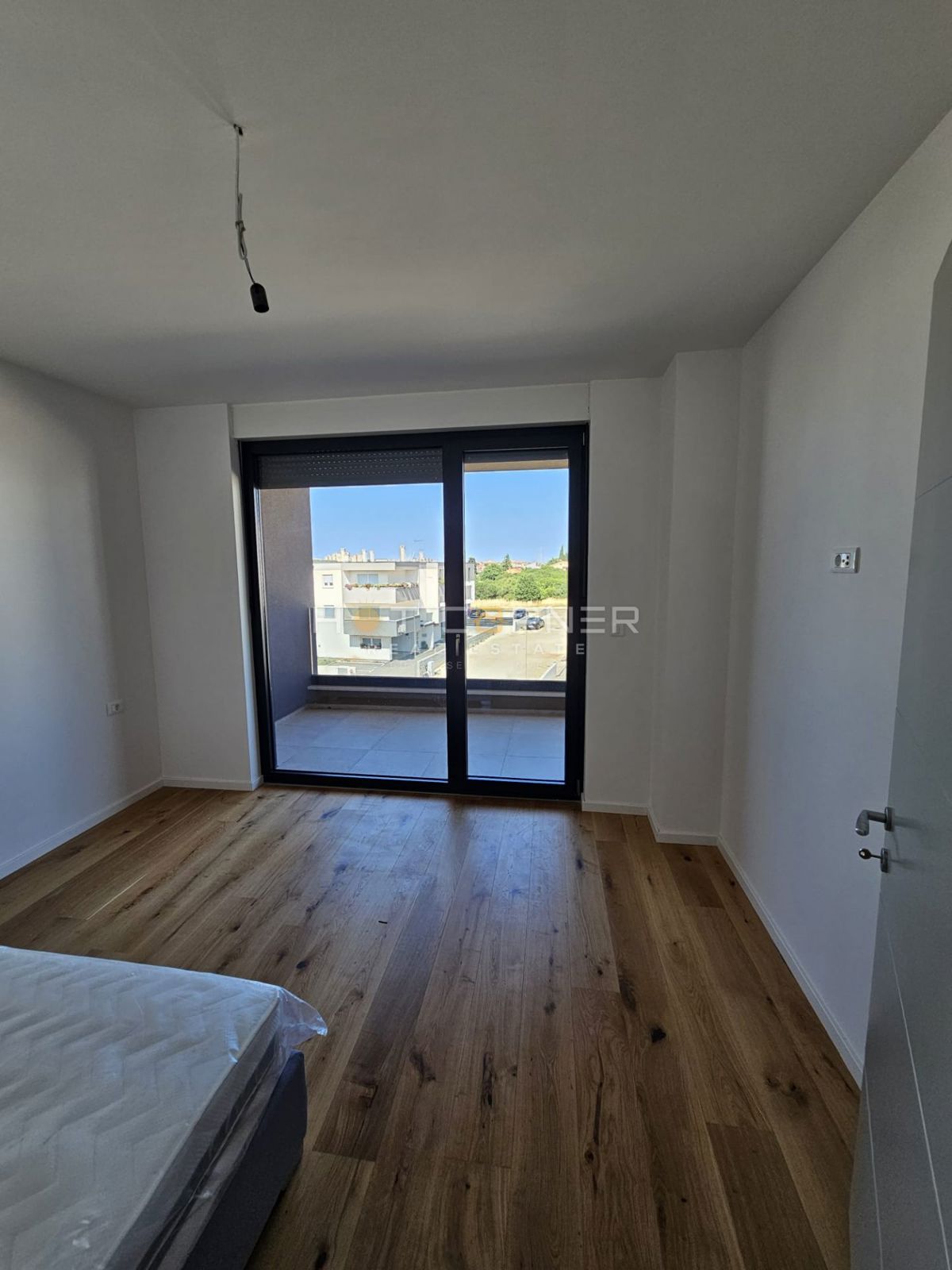 Appartamento penthouse moderno e luminoso a Valdebek – Pola