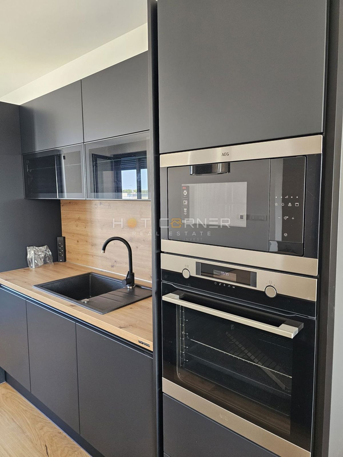 Appartamento penthouse moderno e luminoso a Valdebek – Pola