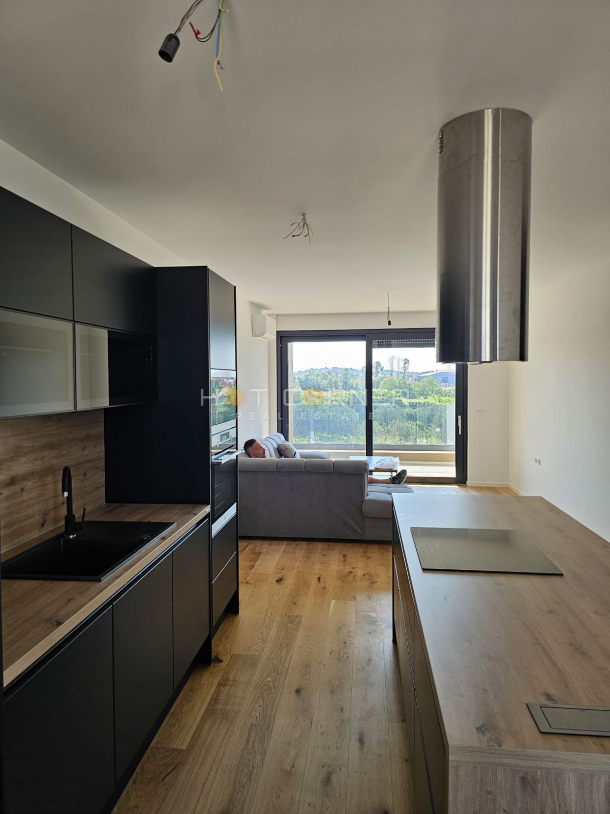 Appartamento penthouse moderno e luminoso a Valdebek – Pola