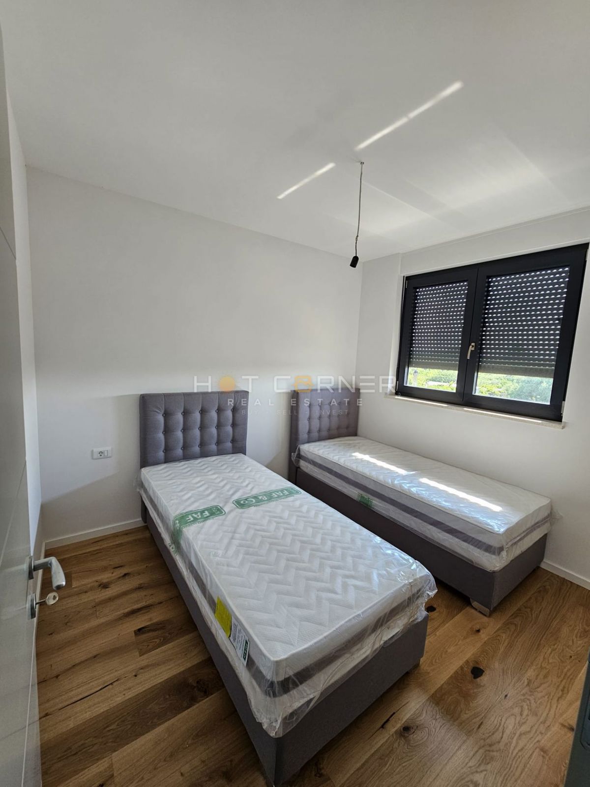 Appartamento penthouse moderno e luminoso a Valdebek – Pola