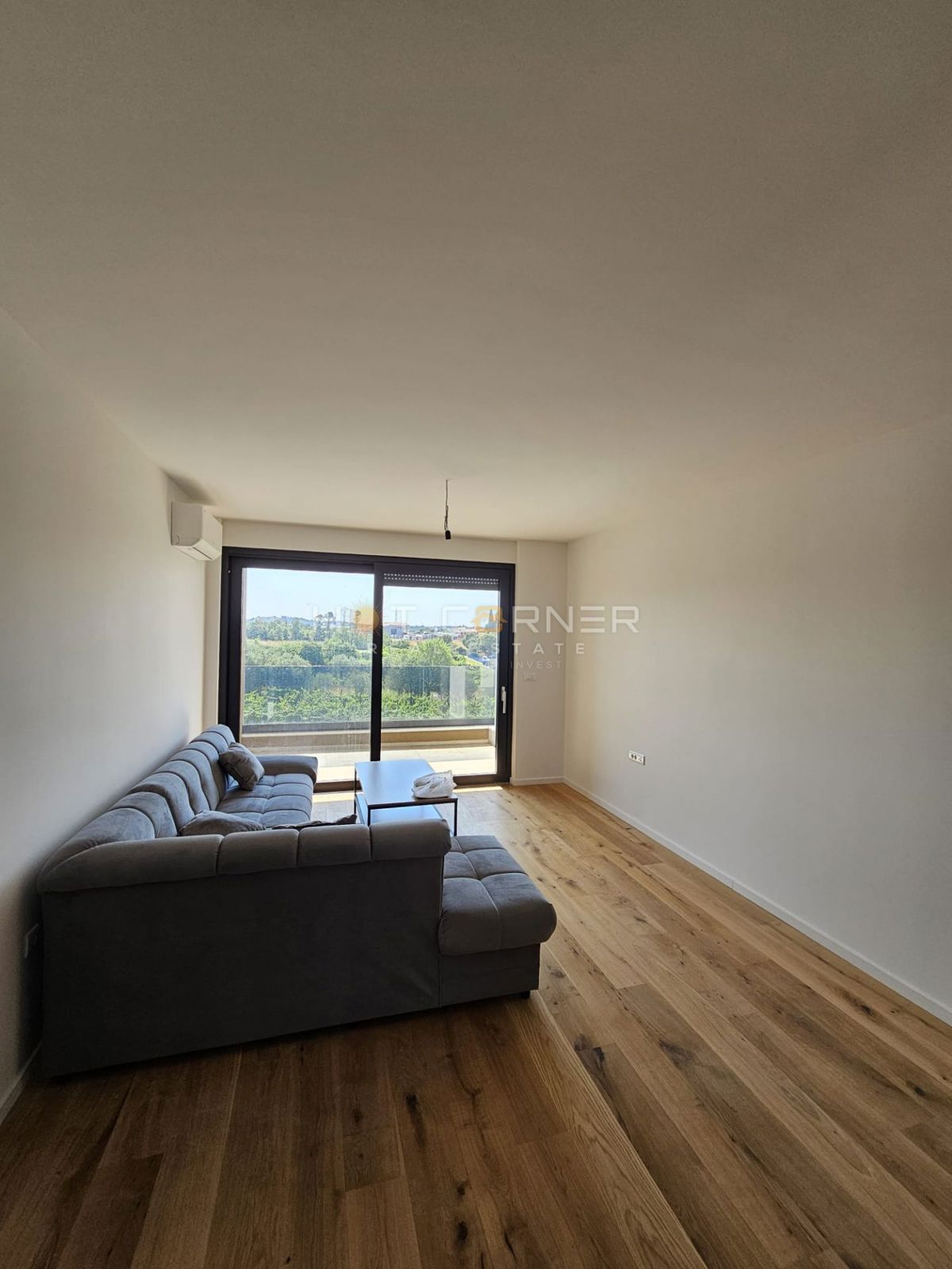 Appartamento penthouse moderno e luminoso a Valdebek – Pola