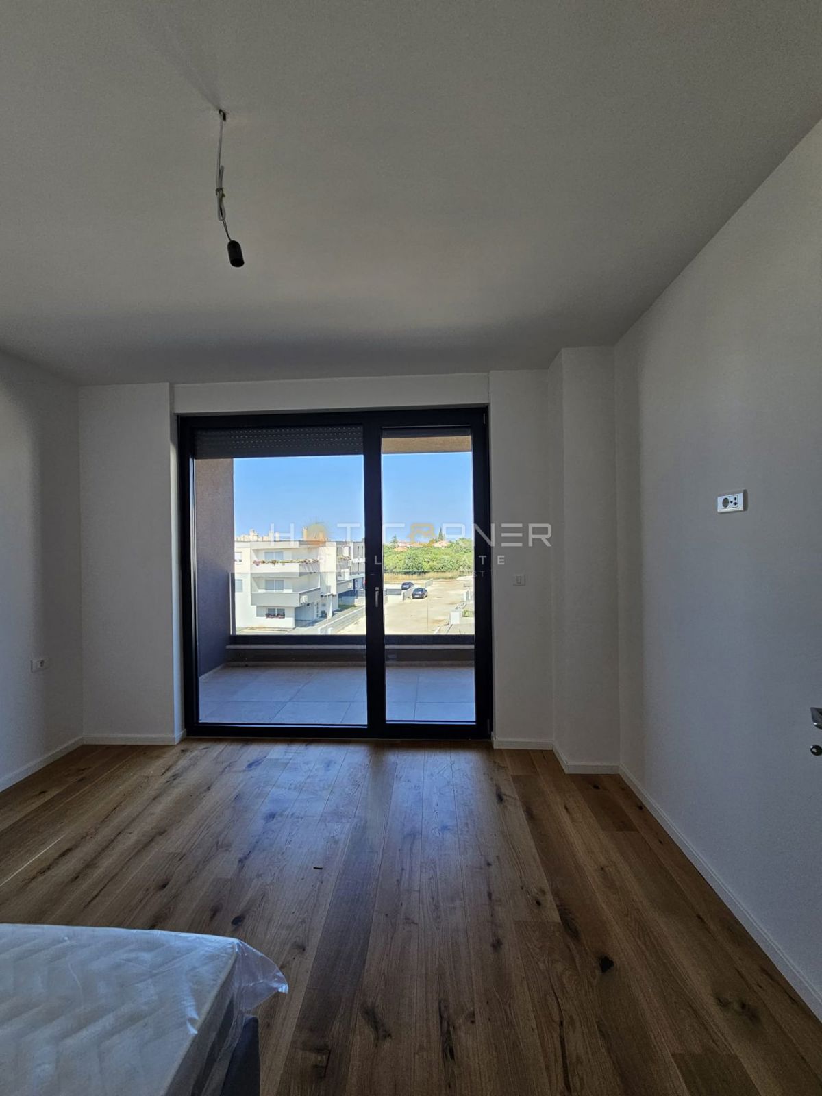 Appartamento penthouse moderno e luminoso a Valdebek – Pola