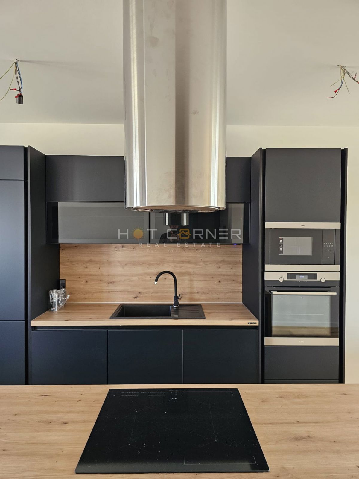 Appartamento penthouse moderno e luminoso a Valdebek – Pola