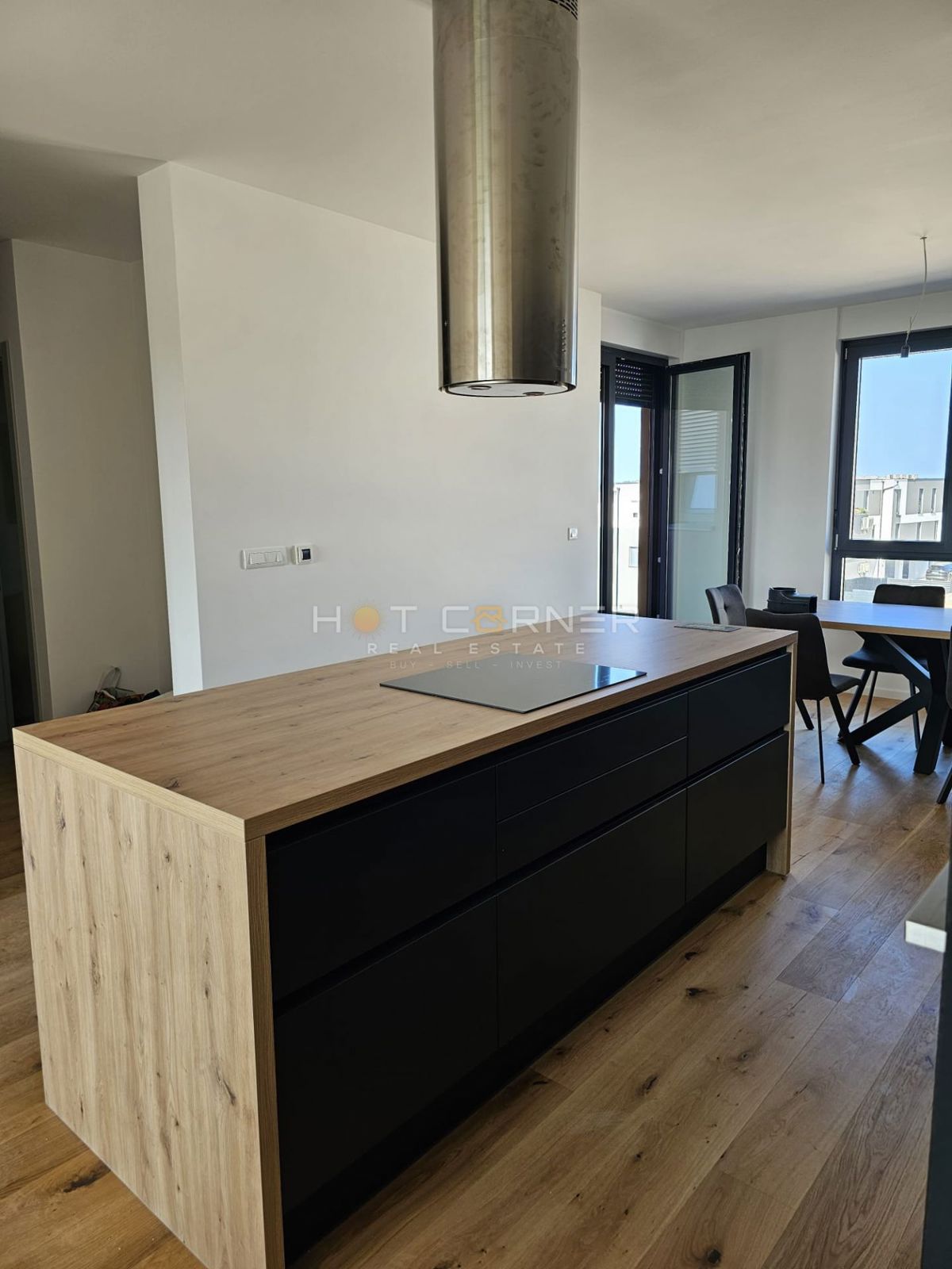 Appartamento penthouse moderno e luminoso a Valdebek – Pola
