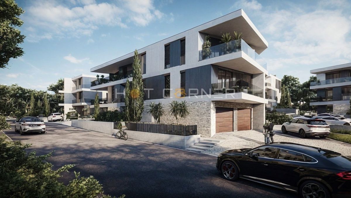 Pola, Veli Vrh, splendida posizione a 300 m dal mare, moderno appartamento al piano terra 2CC + giardino di 75 m²