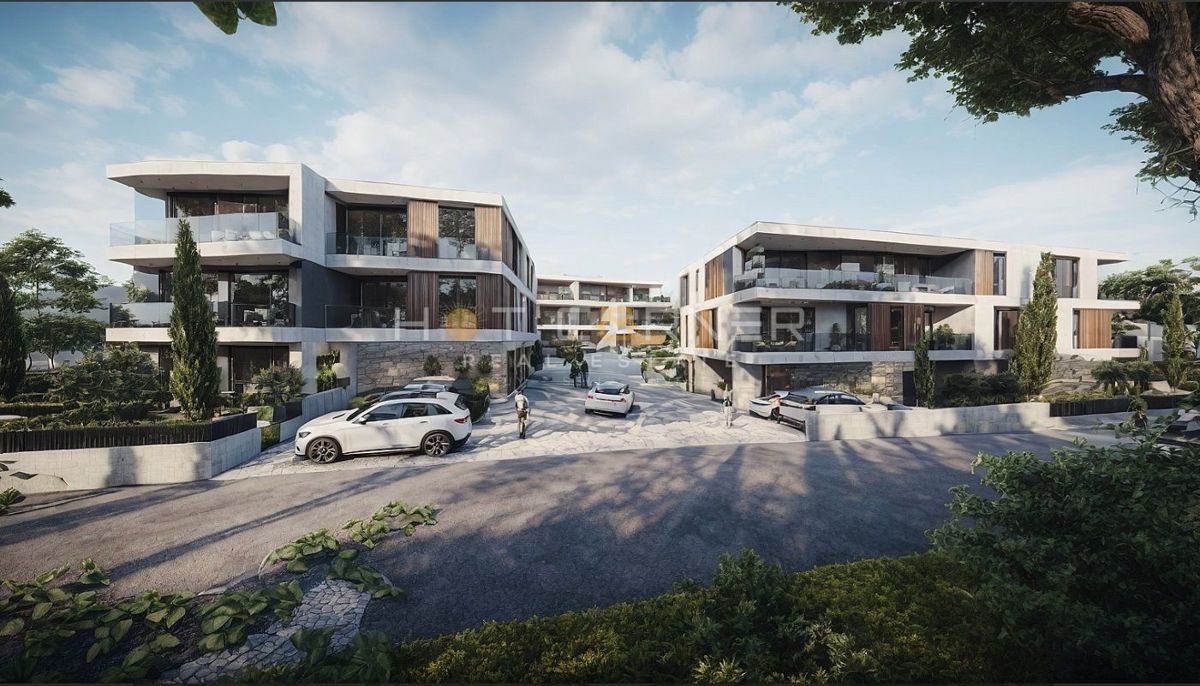 Pola, Veli Vrh, splendida posizione a 300 m dal mare, moderno appartamento al piano terra 2CC + giardino di 75 m²