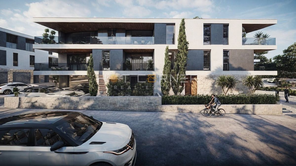 Pola, Veli Vrh, splendida posizione a 300 m dal mare, moderno appartamento al piano terra 2CC + giardino di 75 m²