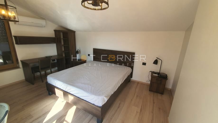 Villa con 2 appartamenti, piscina e vista mare, a 2 km dalla spiaggia!