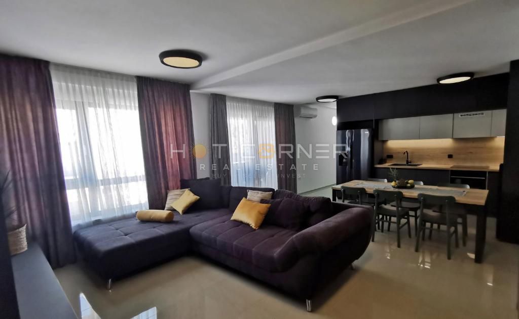 Banjole, direttamente sopra la spiaggia, penthouse di lusso, vista mare, piscina, ascensore