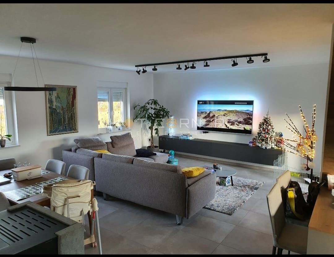 Appartamento Šijana, Pula, 200m2