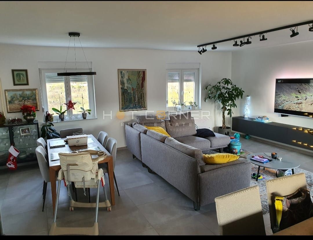 Appartamento Šijana, Pula, 200m2