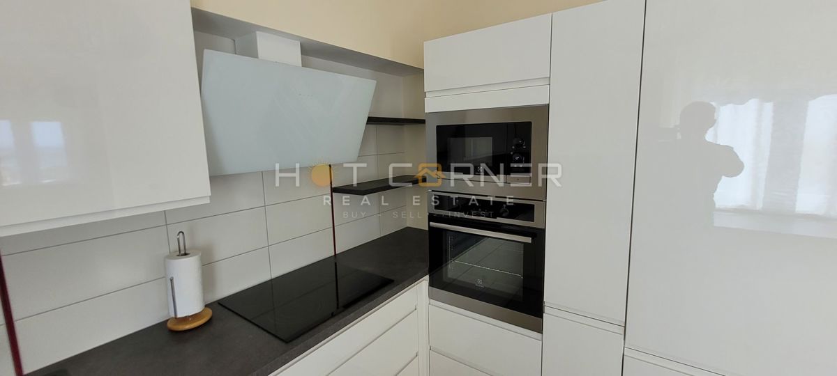 Penthouse con vista mare - Ližnjan