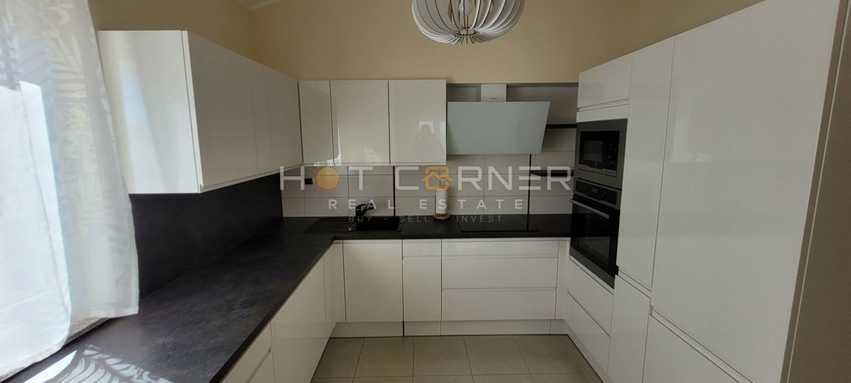 Penthouse con vista mare - Ližnjan