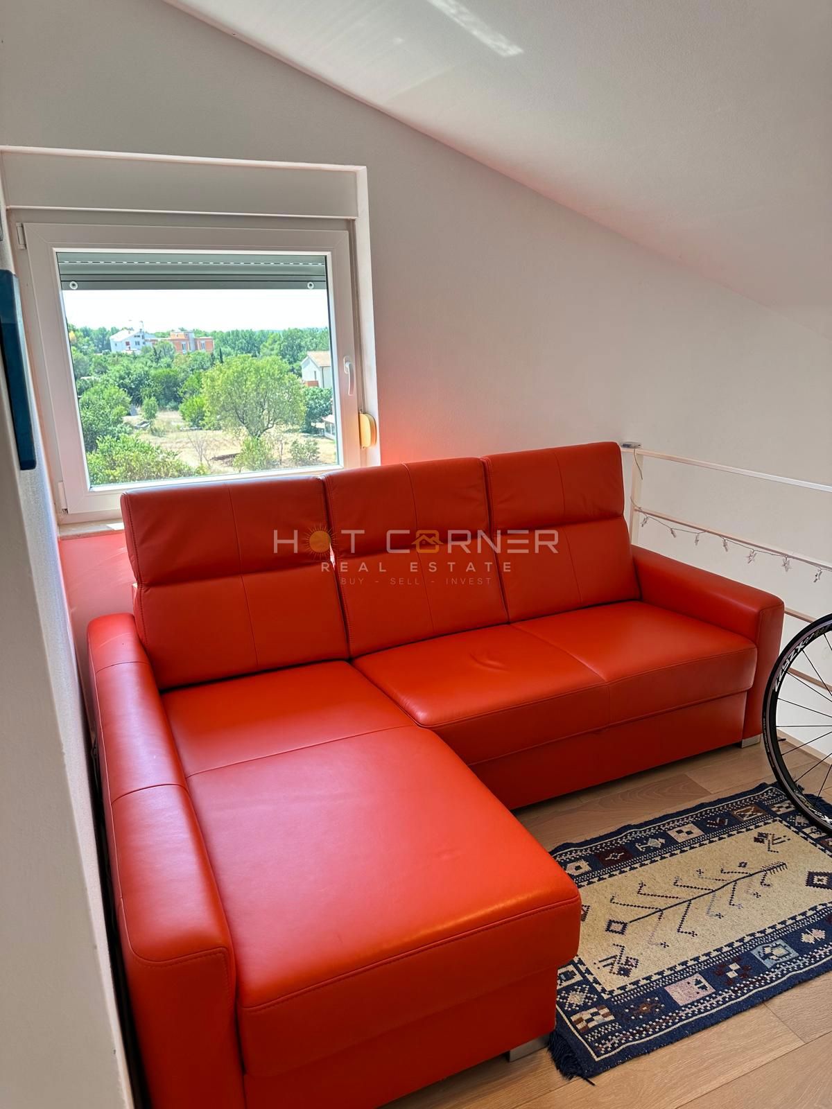 Peroj, opportunità, bell'appartamento, 3 camere da letto, vista mare.