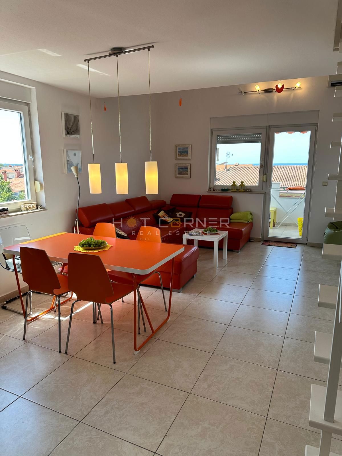 Peroj, opportunità, bell'appartamento, 3 camere da letto, vista mare.