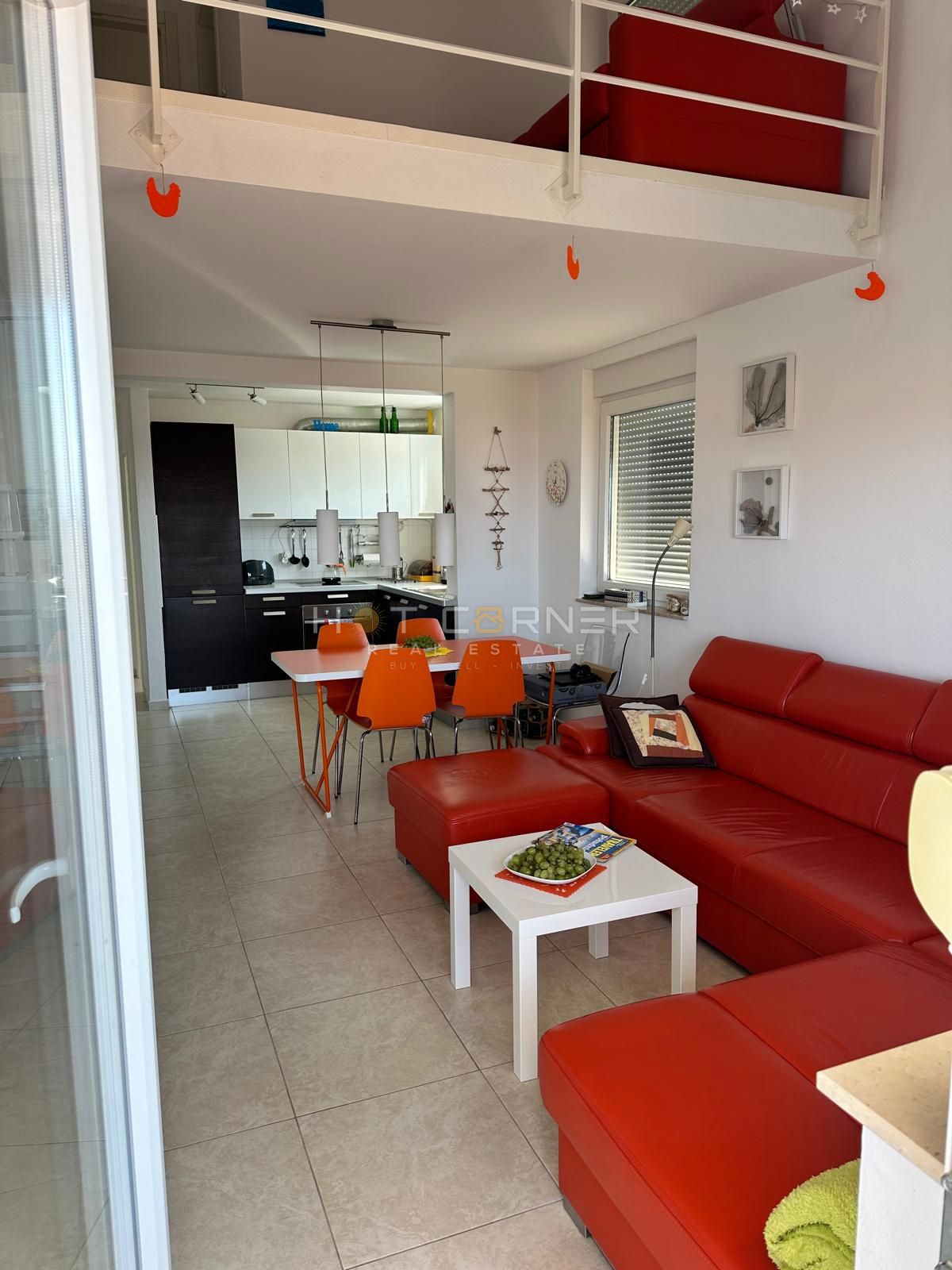 Peroj, opportunità, bell'appartamento, 3 camere da letto, vista mare.