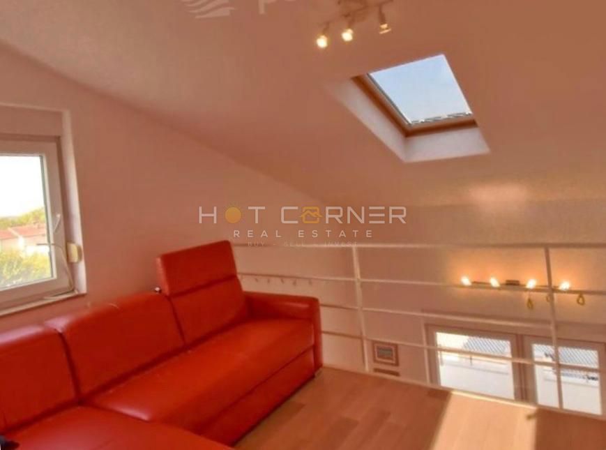 Peroj, opportunità, bell'appartamento, 3 camere da letto, vista mare.