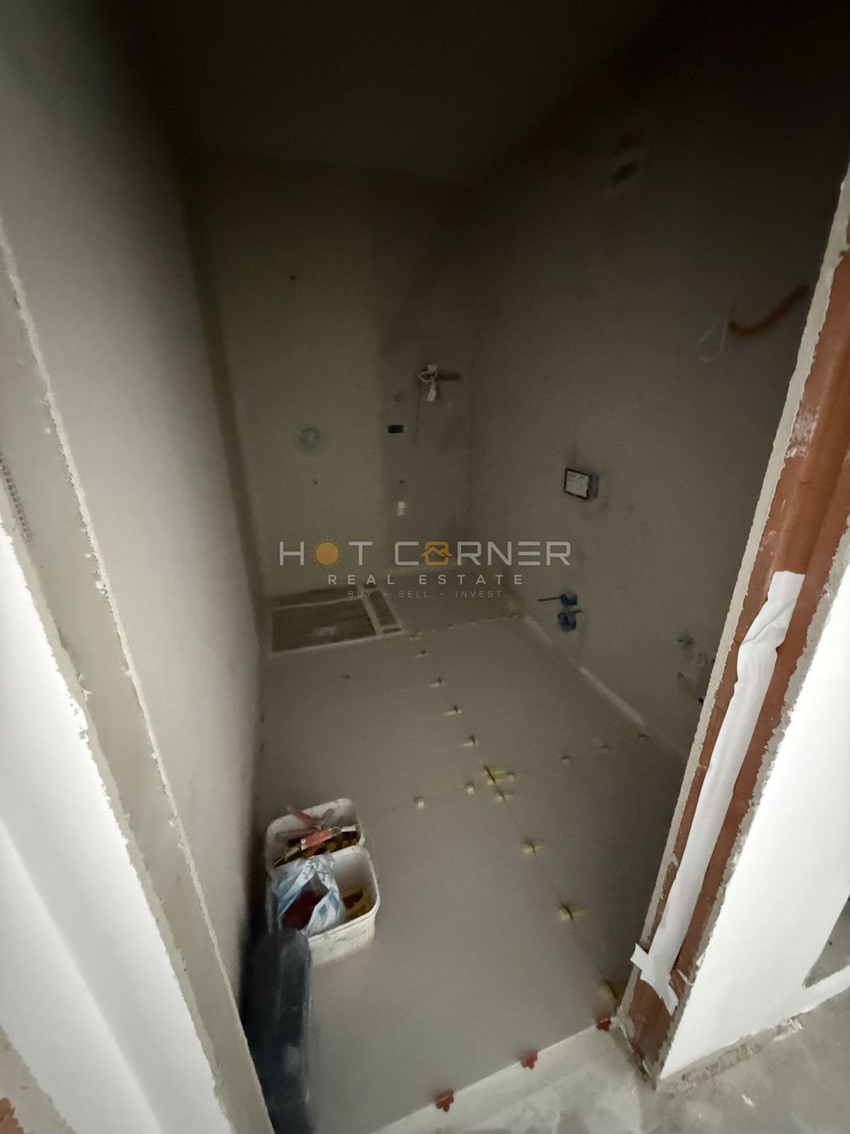 Opportunità, moderno appartamento con 2 camere da letto, 1° piano, vicino a Pula City Mall, disponibile dal 06/2026.