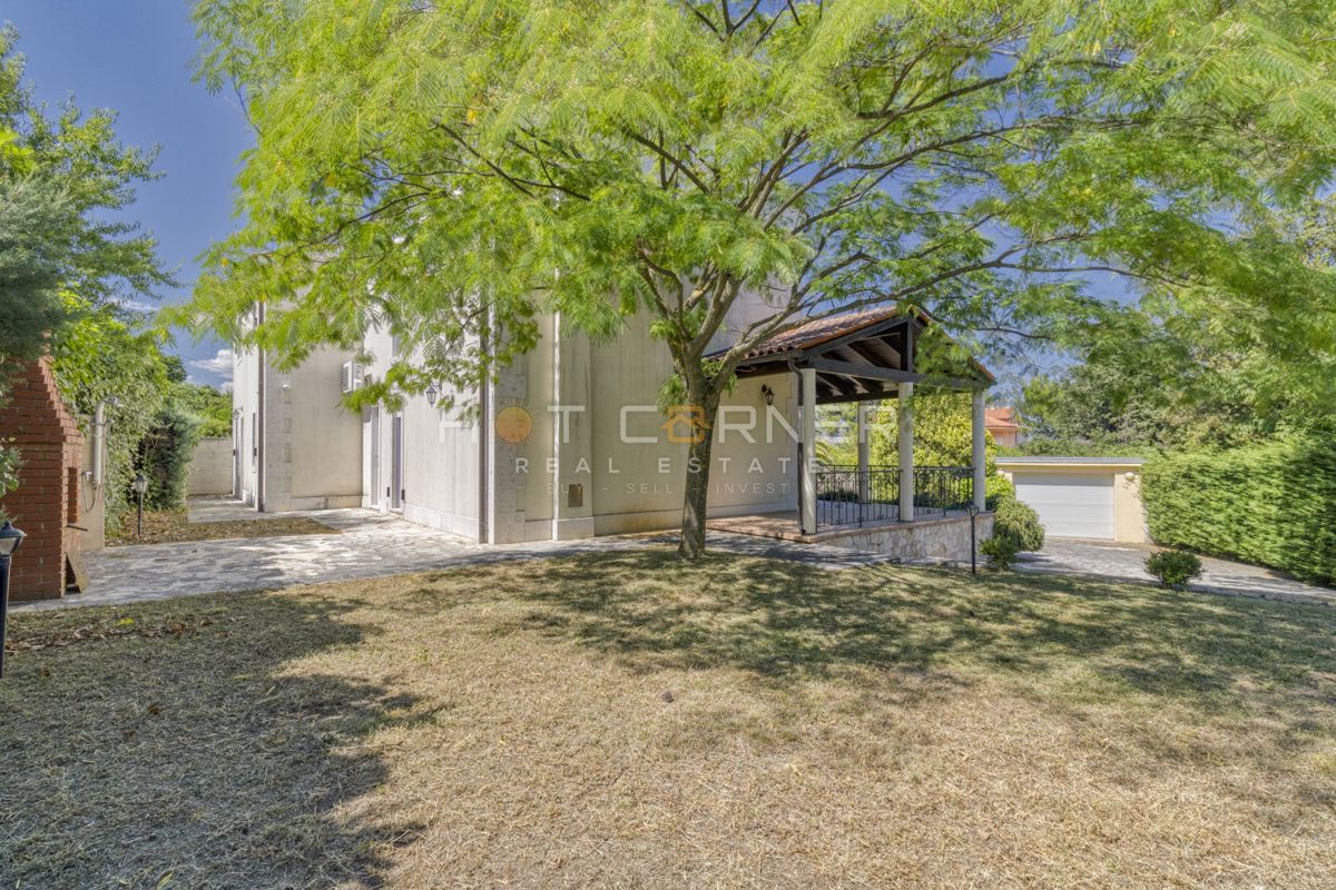 Spaziosa casa familiare a Premantura, a 400 m dal mare