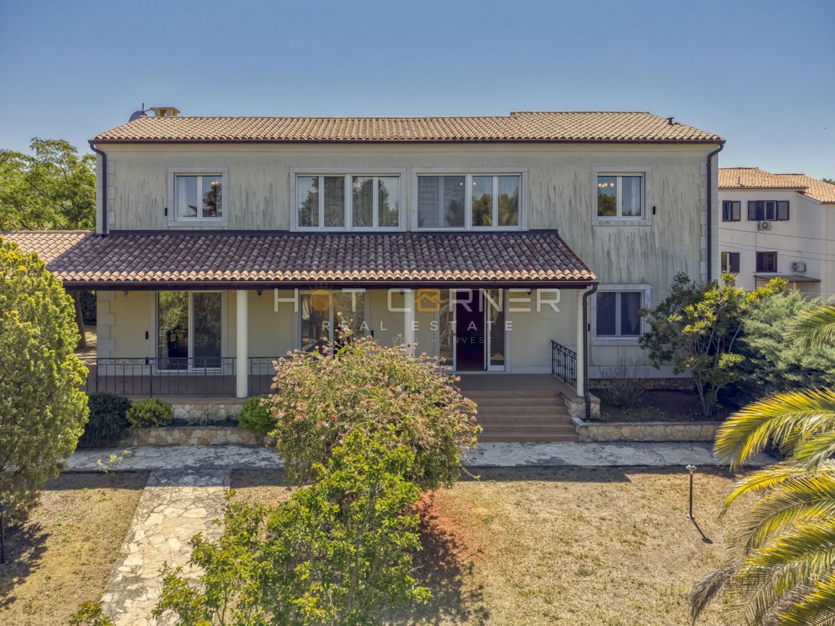 Spaziosa casa familiare a Premantura, a 400 m dal mare